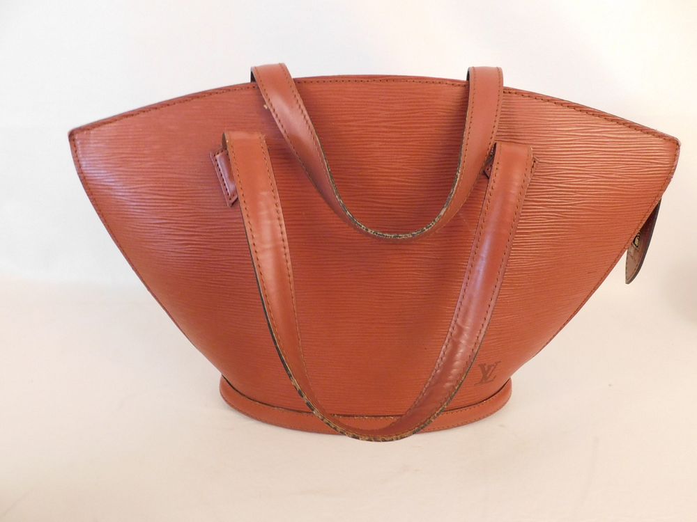 Appraisal: LOUIS VUITTON ST JACQUES TOTE Tan rippled leather ladies bucket