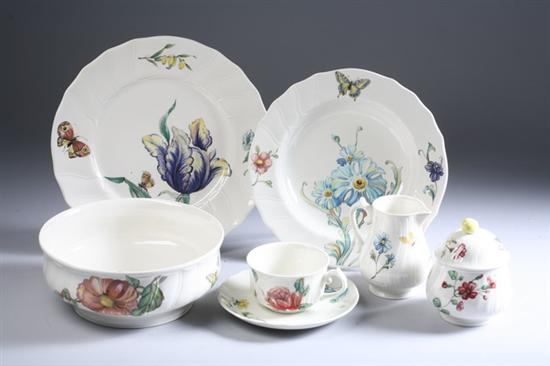 Appraisal: -PIECE VILLEROY BOCH CHINA DINNER SERVICE Bouquet pattern Service for