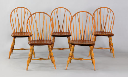 Appraisal: Set of five New England windsor dining chairs ca with