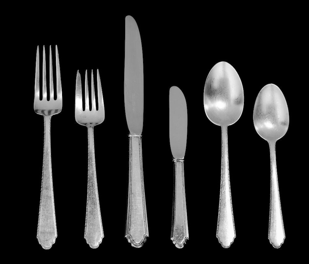 Appraisal: Lunt silver part flatware service A Lunt Silver Part Flatware