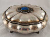 Appraisal: A fine Italian grade silver shaped oval dish and hinged