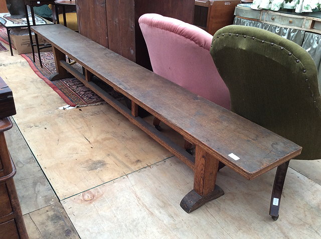 Appraisal: AN ARTS CRAFTS OAK RECTANGULAR TOPPED BENCH designed by Edward