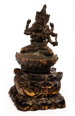 Appraisal: An early th Century Indian bronze figure of Periyachi protecting