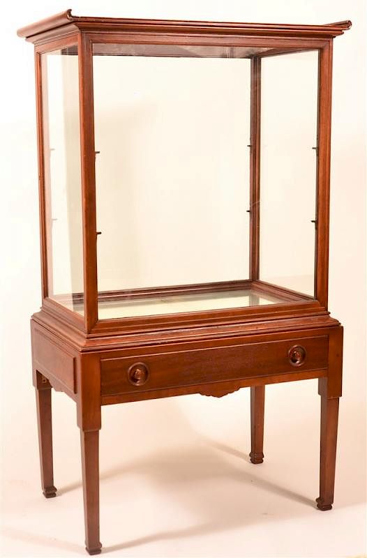 Appraisal: Mahogany Oriental Style Display Cabinet th Century Mahogany Oriental Style