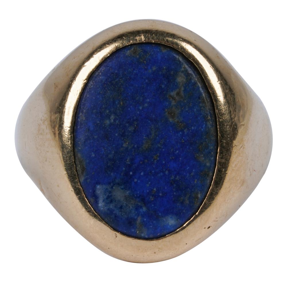 Appraisal: KARAT YELLOW GOLD LAPIS LAZULI RINGcentering one oval tablet-cut lapis