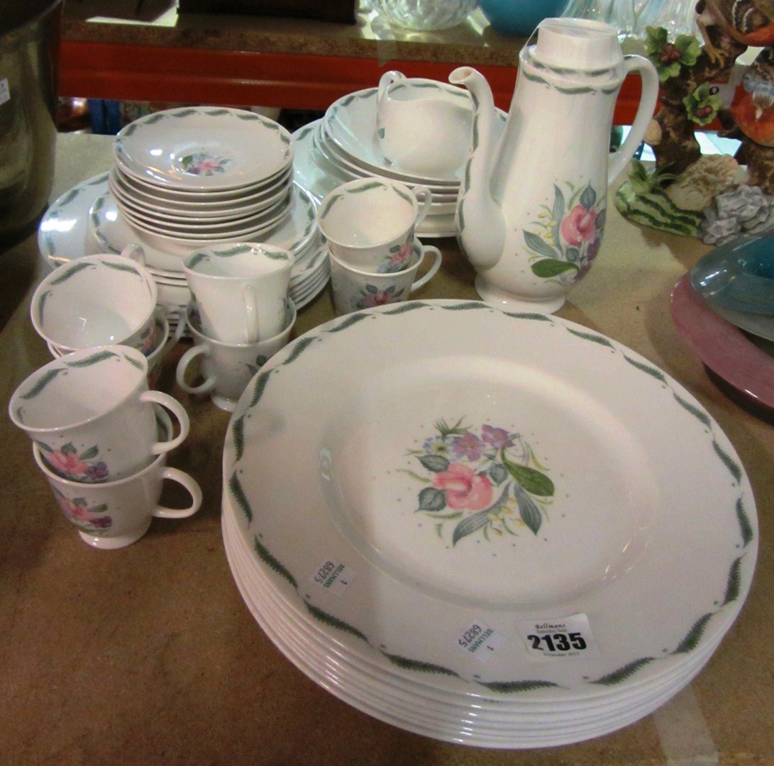 Appraisal: A Susie Cooper part dinner and tea service