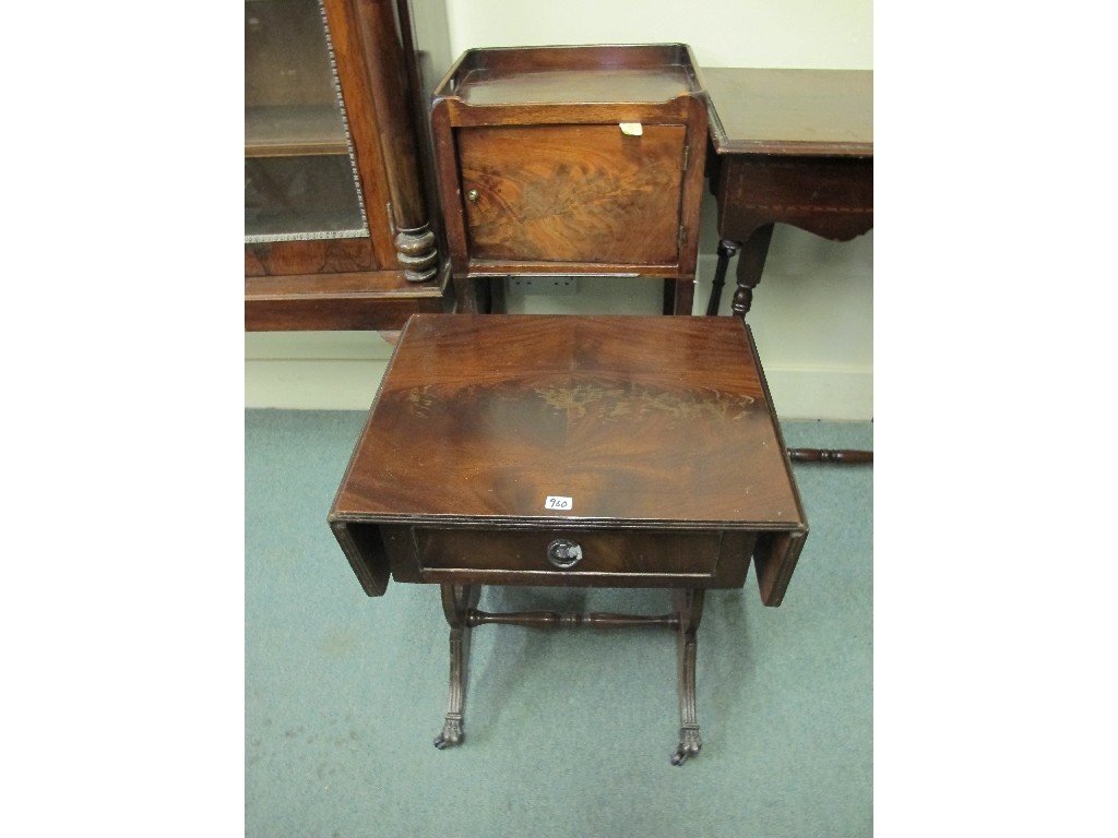 Appraisal: Mahogany night stand and a sofa style telephone table