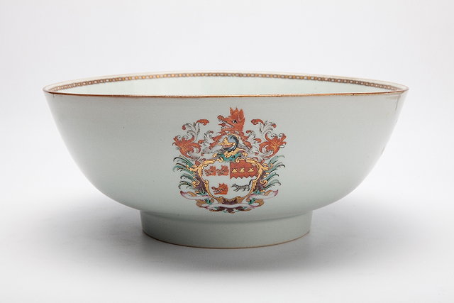 Appraisal: A CHINESE ARMORIAL PORCELAIN PUNCH BOWL with famille rose sprays