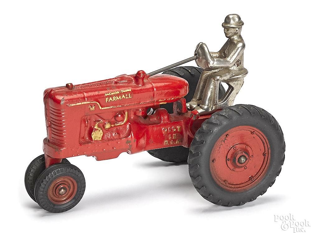 Appraisal: Arcade cast McCormick Deering Farmall farm tractor Arcade cast iron