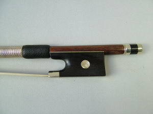 Appraisal: A Silver mounted violin bow Stamped 'Williams' on the shaft