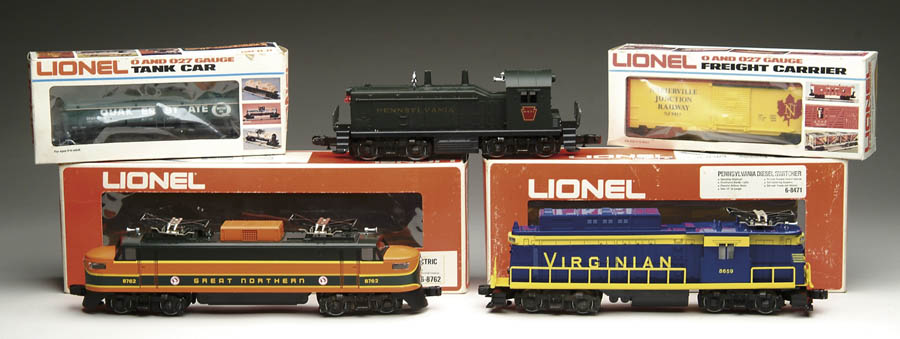 Appraisal: LOT CONTAINING LIONEL O GAUGE ENGINES CARS All in original