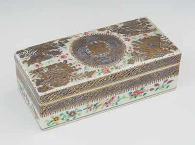 Appraisal: Chinese Export Lidded Box Qianlong Period - A lovely oblong