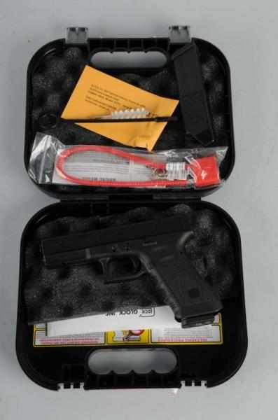 Appraisal: Glock Pistol Description mm Includes case lock cleaning brush speed