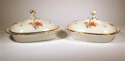 Appraisal: Pair Continental porcelain tureensearly th century