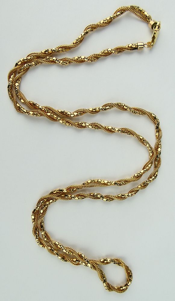 Appraisal: KT YELLOW GOLD THICK ROPE EUROPEAN NECKLACE Measures in length