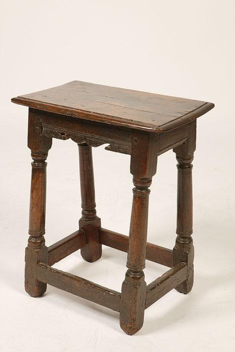 Appraisal: A TH CENTURY OAK JOINT STOOL with a rectangular top