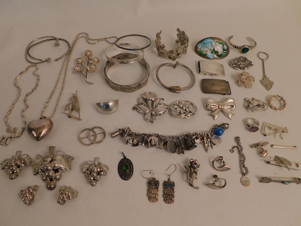 Appraisal: LOT OF STERLING SILVER JEWELRY Assorted lot of sterling silver