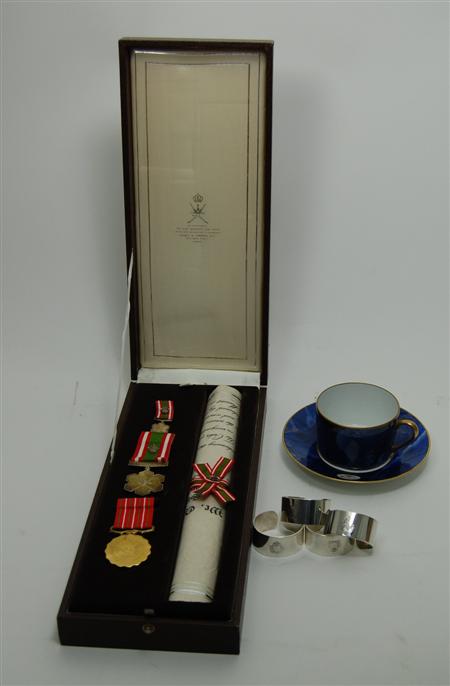 Appraisal: A collection of presentation items from the Sultan of Oman