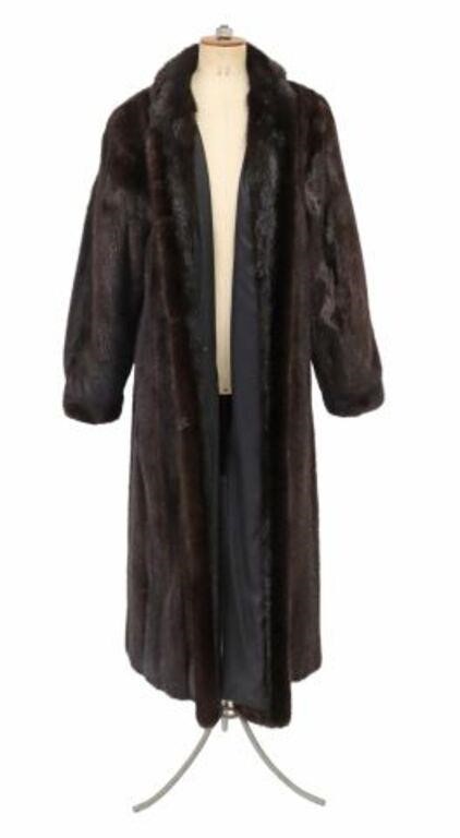 Appraisal: VINTAGE LADY'S BLACK DIAMOND KOSLOWS MINK FUR COATVintage lady's mink