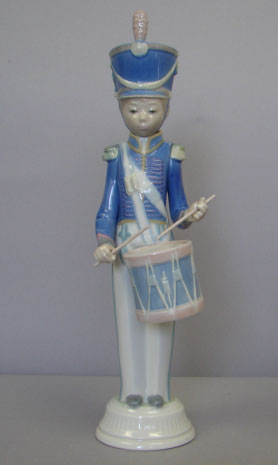 Appraisal: Soldier with Drum - Retired Good Condition