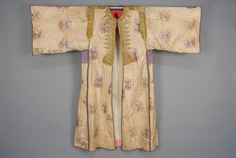 Appraisal: SILK BROCADE MIDDLE EASTERN CAFTAN with METALLIC TRIM th C