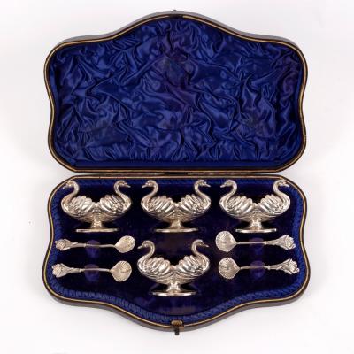 Appraisal: A novelty set of four silver swan-shaped salts Hilliard Thomason