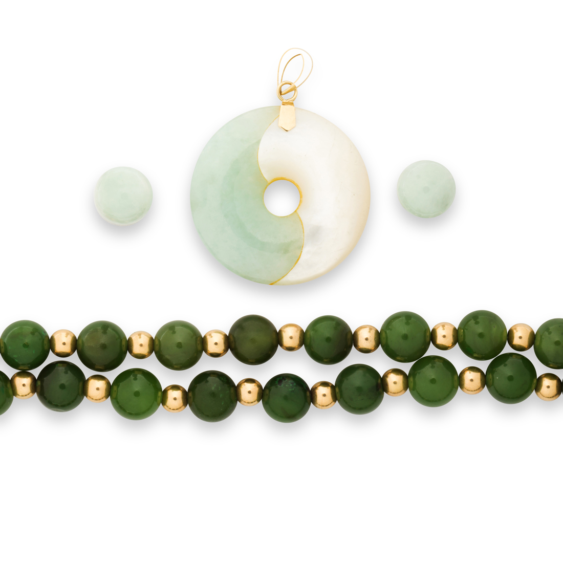 Appraisal: A JADE AND FOURTEEN KARAT GOLD JEWELRY SUITE A jade