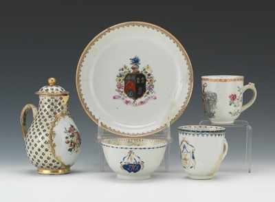 Appraisal: A Collection of Chinese Export Porcelain Articles Quainlong Period Including