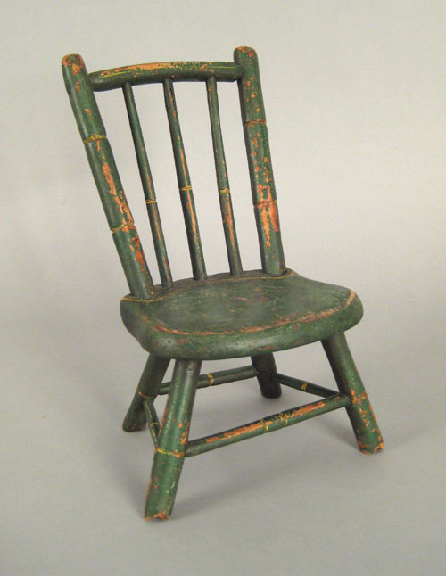 Appraisal: Pennsylvania doll's rod-back windsor chair th c retaining an old