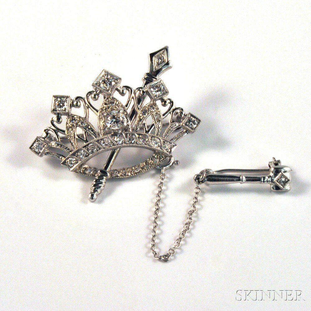 Appraisal: kt White Gold and Diamond Crown Brooch the crown bisected