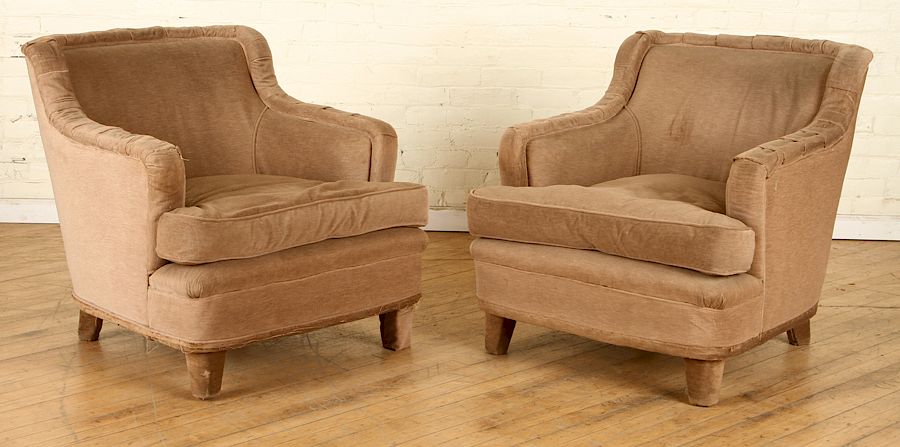 Appraisal: PAIR UPHOLSTERED CLUB CHAIRS MANNER OF JANSEN A pair of