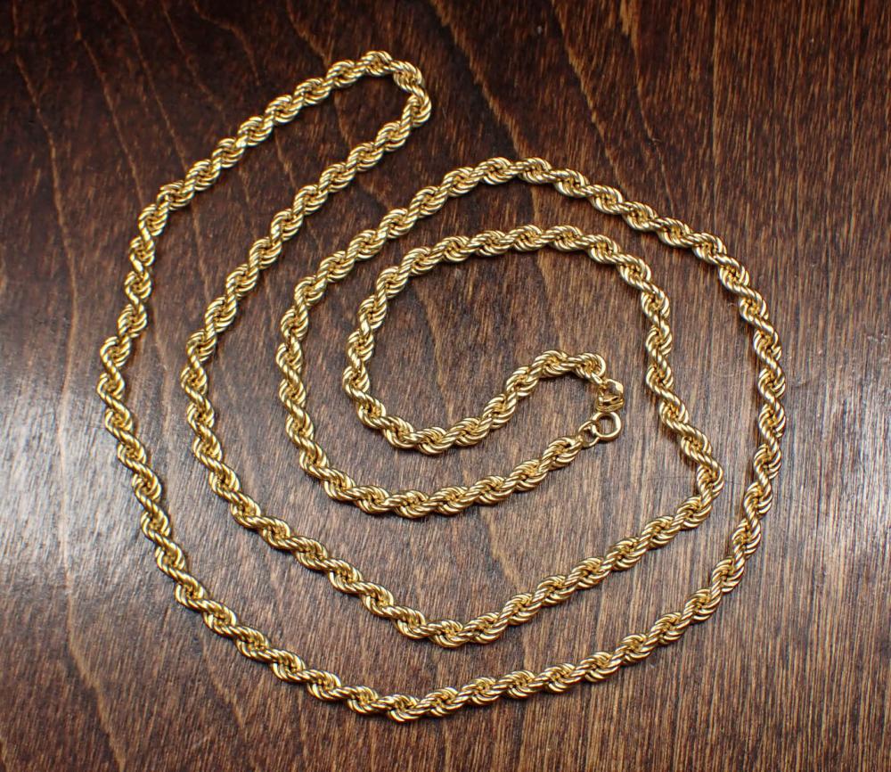 Appraisal: ITALIAN MADE EIGHTEEN KARAT GOLD ROPE CHAIN The k yellow