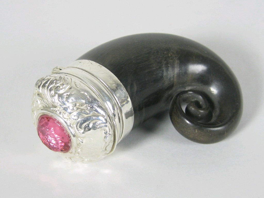 Appraisal: A th Century silver mounted ram's horn Snuff Mull inset