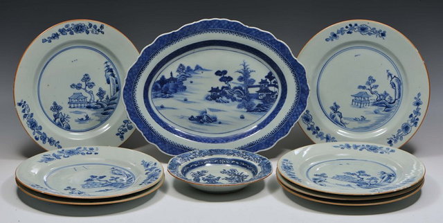 Appraisal: A SET OF SEVEN CHINESE BLUE AND WHITE PORCELAIN EXPORT