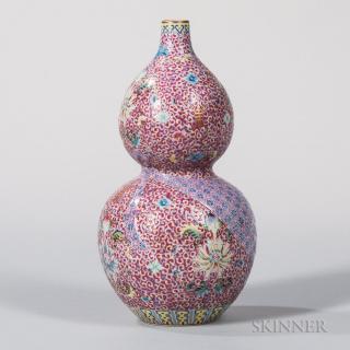 Appraisal: Famille Rose Double Gourd Vase Famille Rose Double Gourd Vase