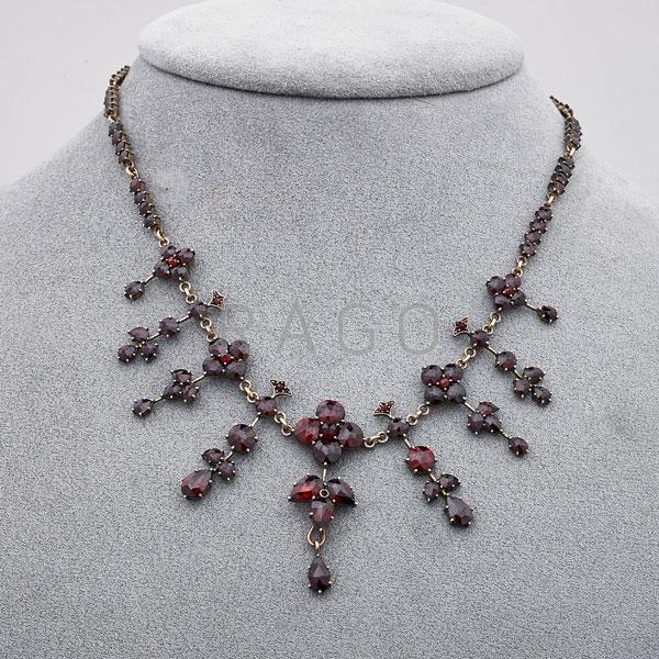 Appraisal: VICTORIAN ROSE CUT GARNET FRINGE NECKLACE Condition Report