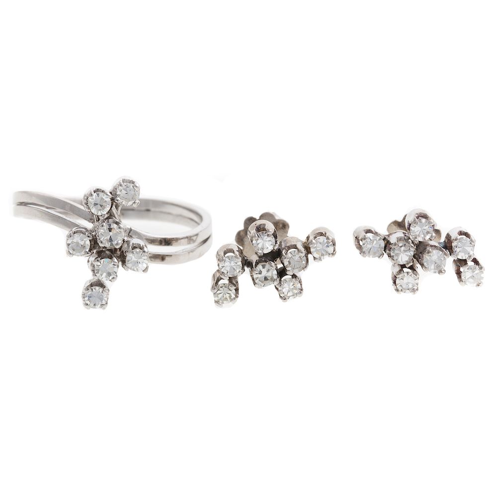 Appraisal: A Matching Vintage Diamond Ring Earrings in K K white