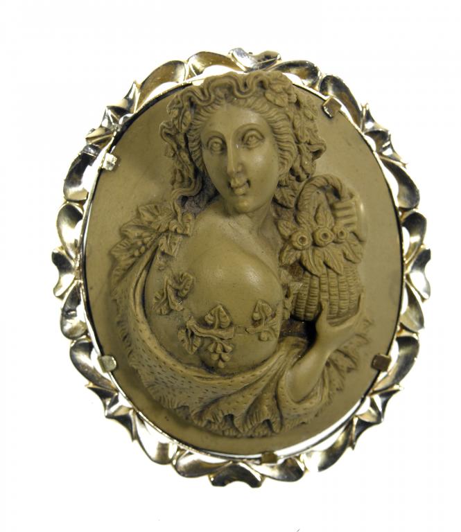 Appraisal: AN ANTIQUE LAVA CAMEO BROOCH carved in high relief with