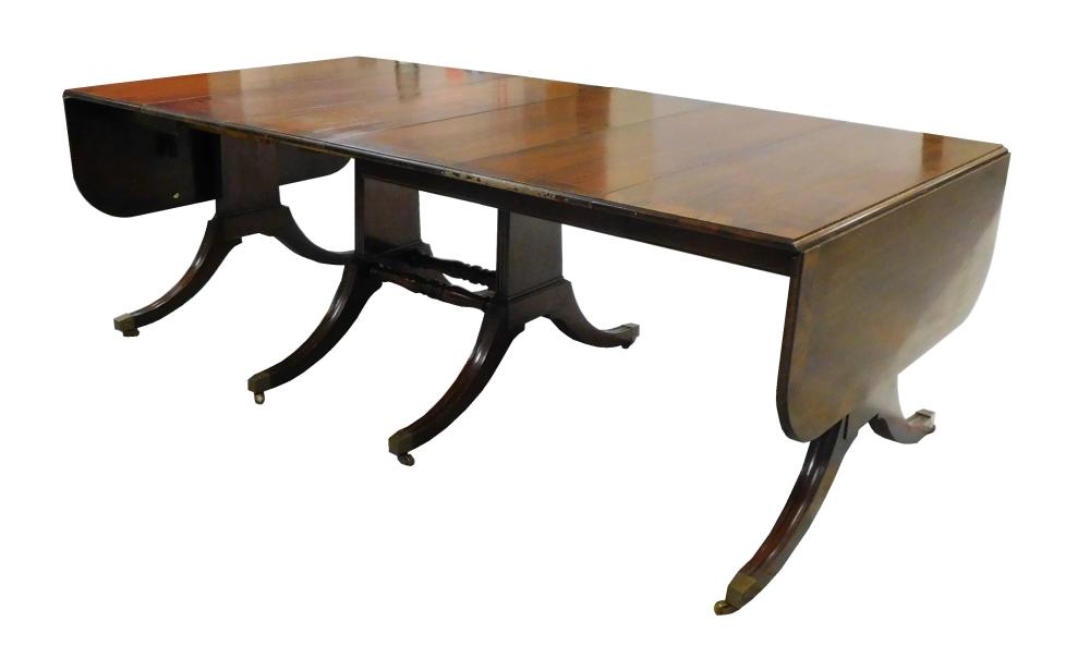 Appraisal: FEDERAL STYLE BANQUET DINING TABLE MAHOGANY STRING INLAY BANDED EDGE