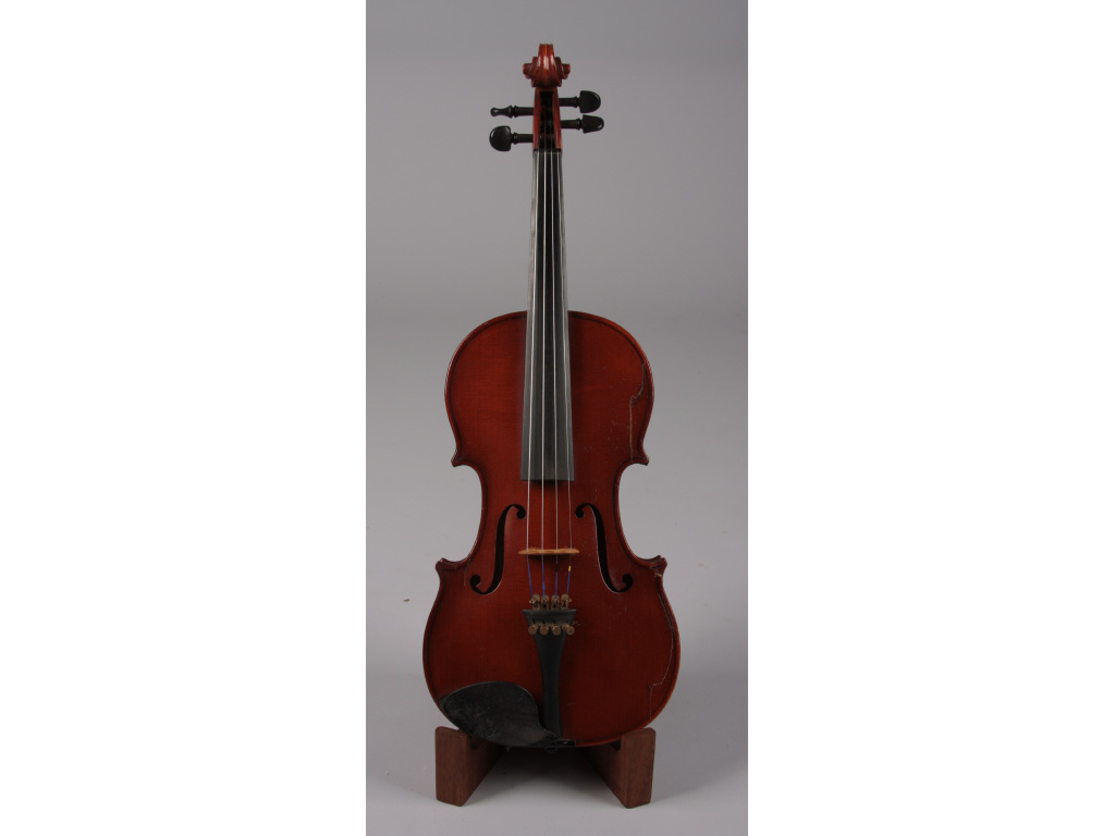 Appraisal: Vintage Ernst Heinrich Roth Violin serial E branded with Roth