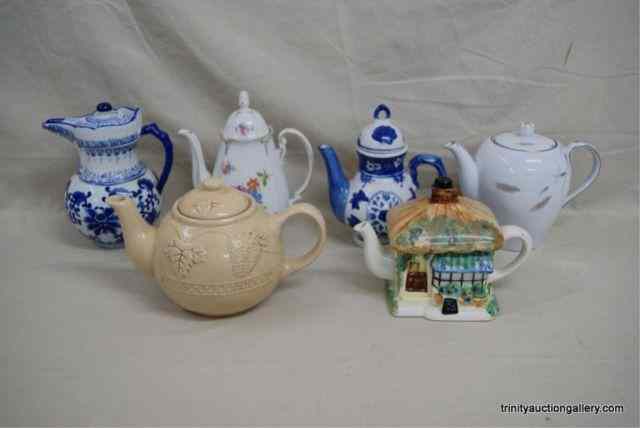 Appraisal: Misc Modern Era Tea Pot CollectiblesAll modern era china ceramic