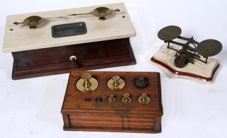 Appraisal: Small scale collection with weights Small scale collection with weights