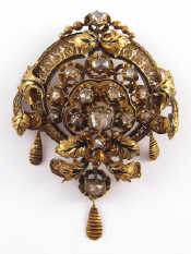 Appraisal: An antique carat gold rose cut diamond brooch the principal