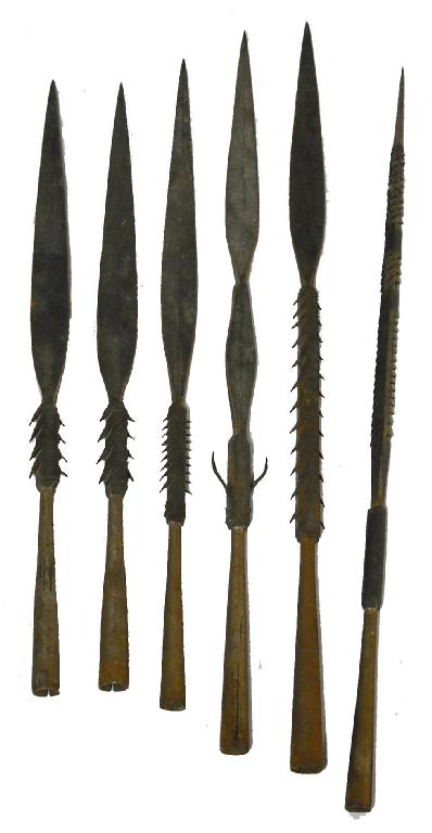 Appraisal: Six various African barbed fishing spear heads the longest