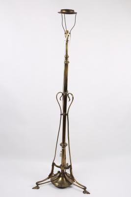 Appraisal: An Edwardian brass telescopic standard lamp with scroll support cm