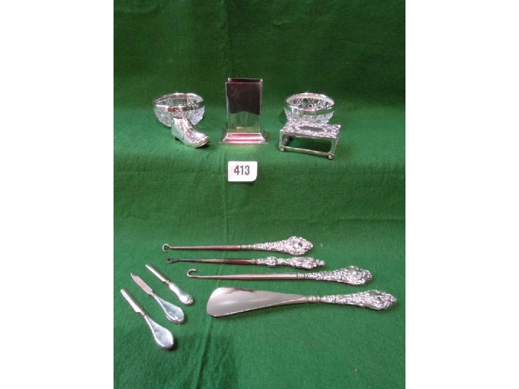 Appraisal: A mixed selection of silver items consisting of a matchbox