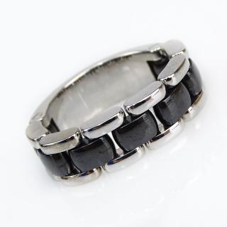 Appraisal: Chanel Ultra Karat White Gold and Ceramic Flex Chain Ring