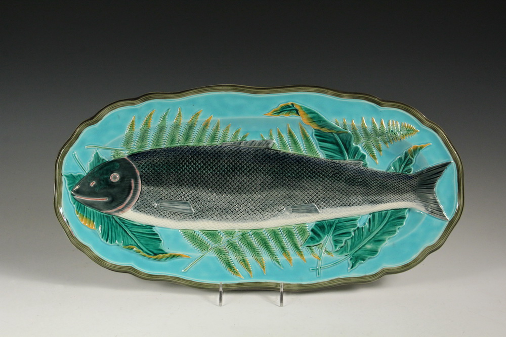 Appraisal: RARE TH C WEDGWOOD MAJOLICA FISH PLATTER - Long Scalloped