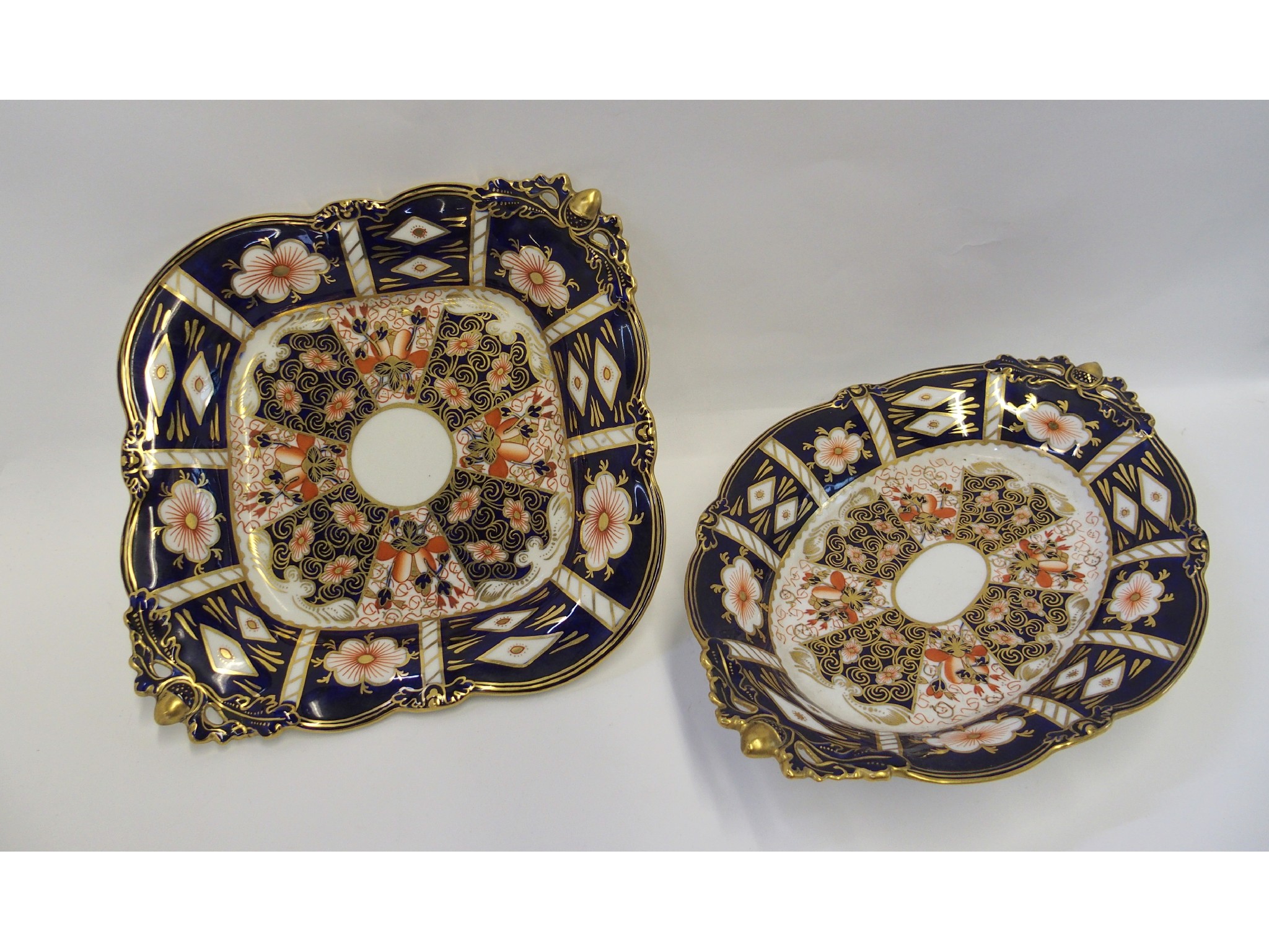 Appraisal: Two Royal Crown Derby dishes of differing shapes both with