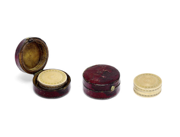 Appraisal: A George III boxed carat gold vinaigrette by goldworker Giles